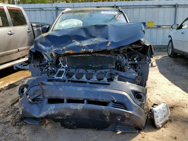 1C4NJCBB2GD803043 - 2016 JEEP COMPASS SP 黑色 照片 9