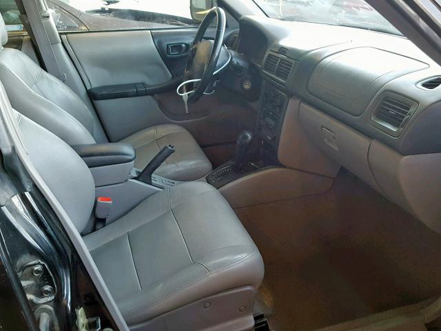 JF1SF65641H734835 - 2001 SUBARU FORESTER S შავი ფოტო 5
