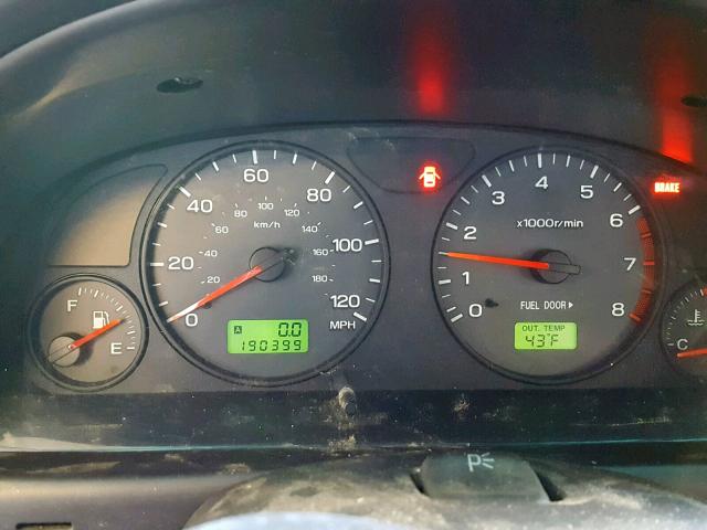 JF1SF65641H734835 - 2001 SUBARU FORESTER S შავი ფოტო 8