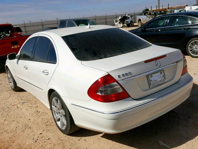 WDBUF56X67A988602 - 2007 MERCEDES-BENZ E 350 WHITE photo 3