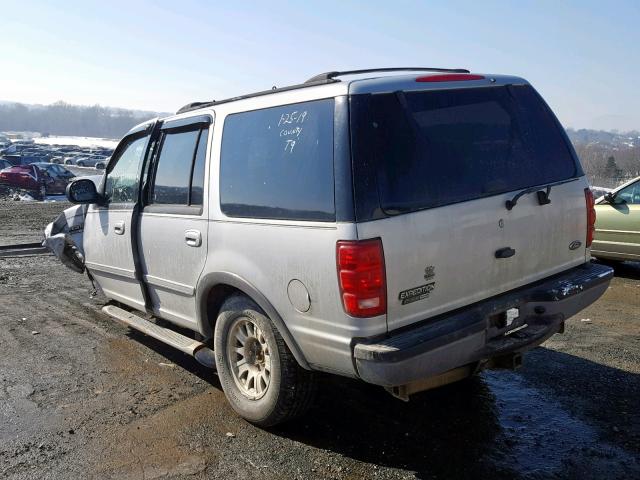 1FMRU1660YLB82530 - 2000 FORD EXPEDITION SILVER photo 3