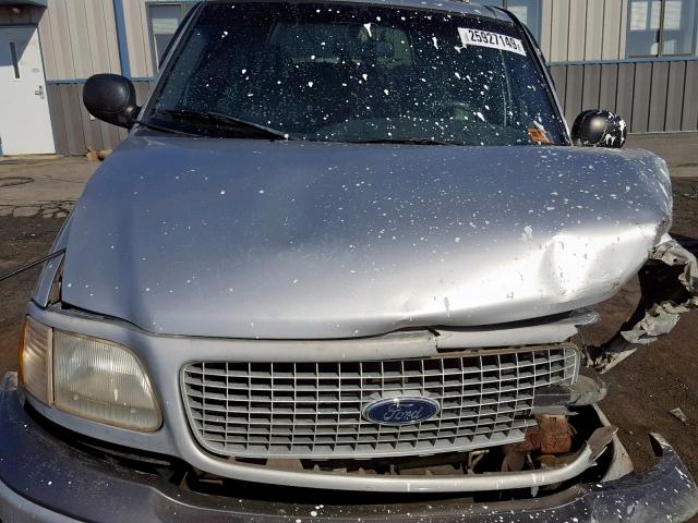 1FMRU1660YLB82530 - 2000 FORD EXPEDITION SILVER photo 7