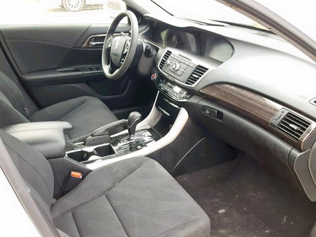 JHMCR6F37HC003123 - 2017 HONDA ACCORD HYB WHITE photo 5