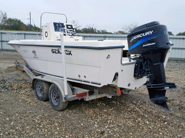 LYGWA189E303 - 2003 SEA MARINE/TRL WHITE photo 3