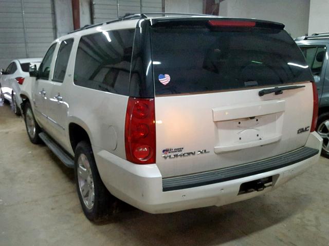 1GKS1KE04DR169521 - 2013 GMC YUKON XL C WHITE photo 3