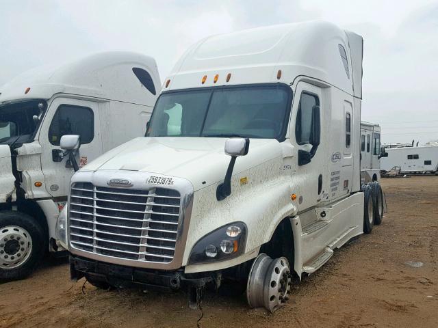 3AKJGLD59FSGD5566 - 2015 FREIGHTLINER CASCADIA 1 WHITE photo 2