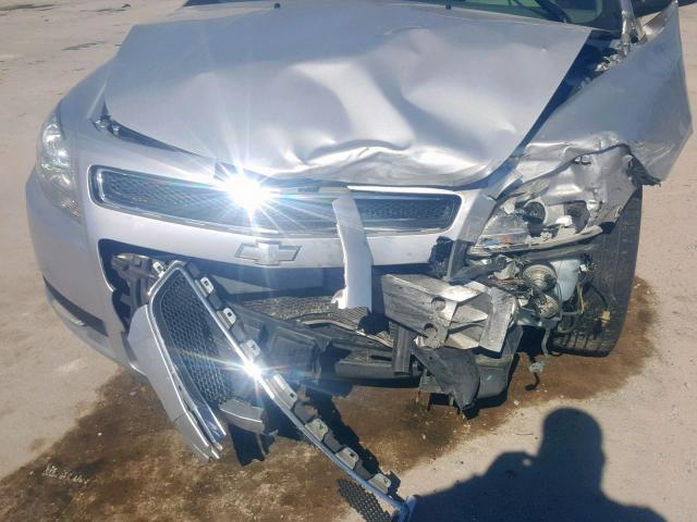 1G1ZB5E13BF227210 - 2011 CHEVROLET MALIBU LS SILVER photo 9