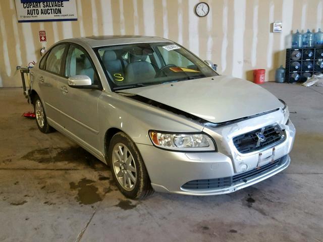 YV1MS382582388257 - 2008 VOLVO S40 2.4I SILVER photo 1