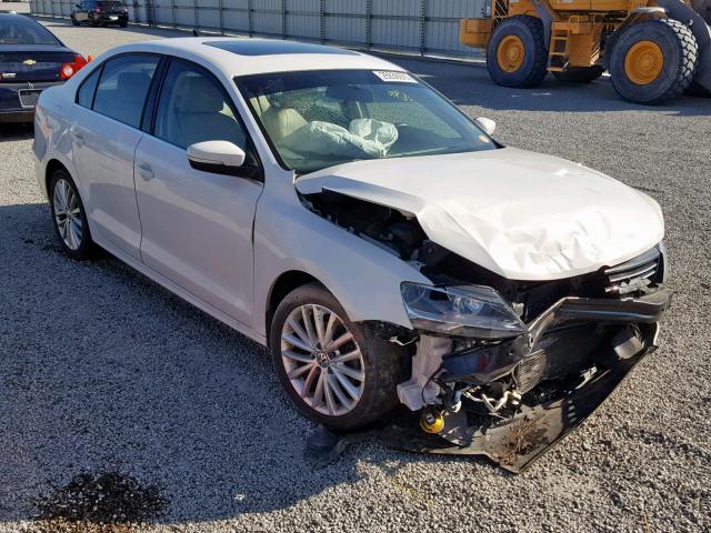 3VWLX7AJ4BM307239 - 2011 VOLKSWAGEN JETTA SEL WHITE photo 1