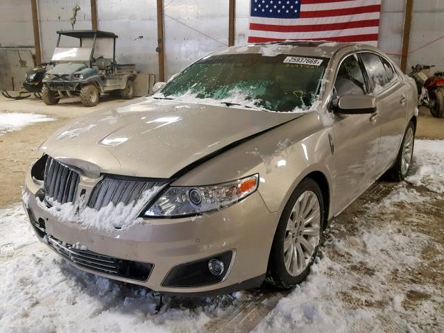 1LNHM94RX9G612632 - 2009 LINCOLN MKS GOLD photo 2