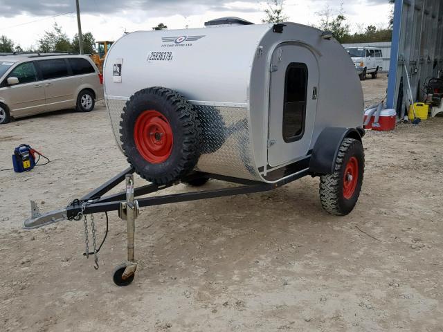 1V9U1K912FG208013 - 2015 VINT TRAILER GRAY photo 2