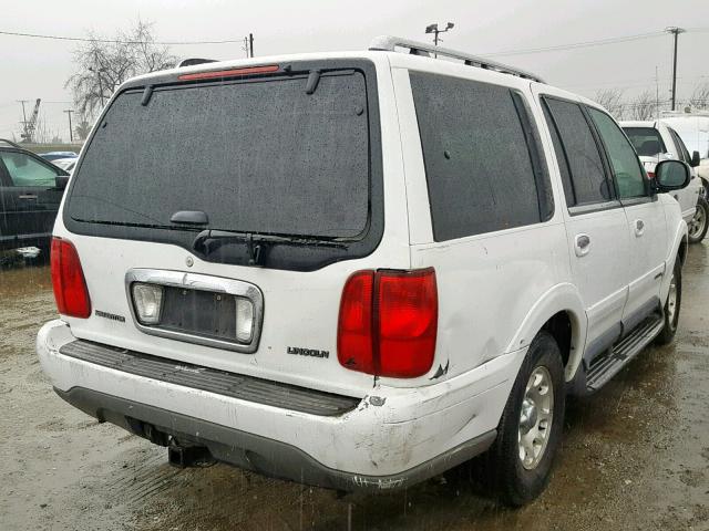 5LMFU28L4WLJ06329 - 1998 LINCOLN NAVIGATOR WHITE photo 4