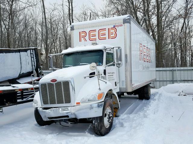 2NP2HJ6X3HM417194 - 2017 PETERBILT 337 WHITE photo 2