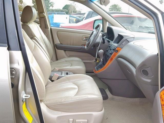 JTJGF10U420120549 - 2002 LEXUS RX 300 TAN photo 5