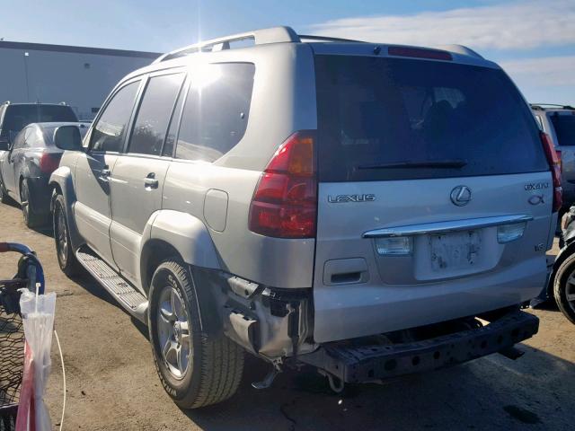 JTJBT20X130012586 - 2003 LEXUS GX 470 SILVER photo 3