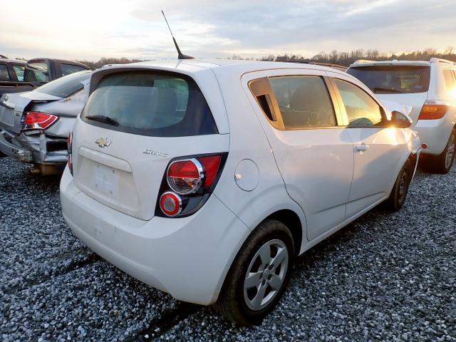 1G1JA6SH5E4195383 - 2014 CHEVROLET SONIC LS WHITE photo 4