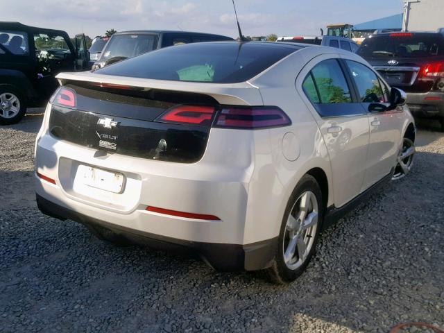 1G1RB6E46CU114252 - 2012 CHEVROLET VOLT WHITE photo 4