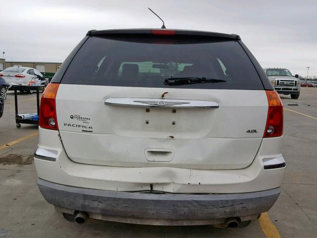 2A8GM68XX7R290845 - 2007 CHRYSLER PACIFICA T WHITE photo 9