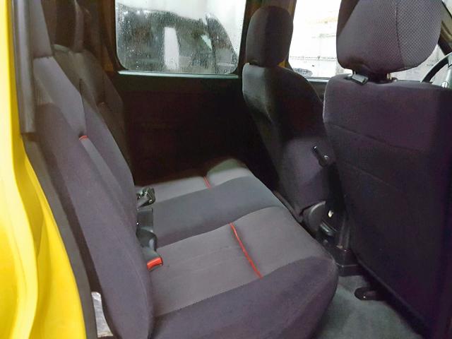 1N6MD29Y63C441948 - 2003 NISSAN FRONTIER C YELLOW photo 6