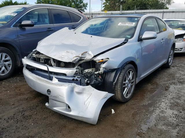 JTKDE167250051528 - 2005 TOYOTA SCION TC 银色 照片 2