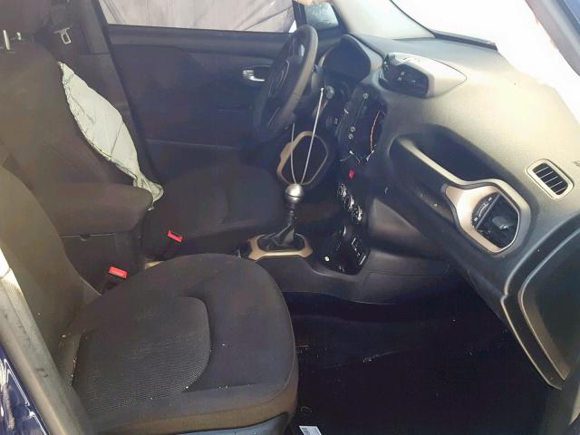 ZACCJBAH0HPF07027 - 2017 JEEP RENEGADE S ლურჯი ფოტო 5