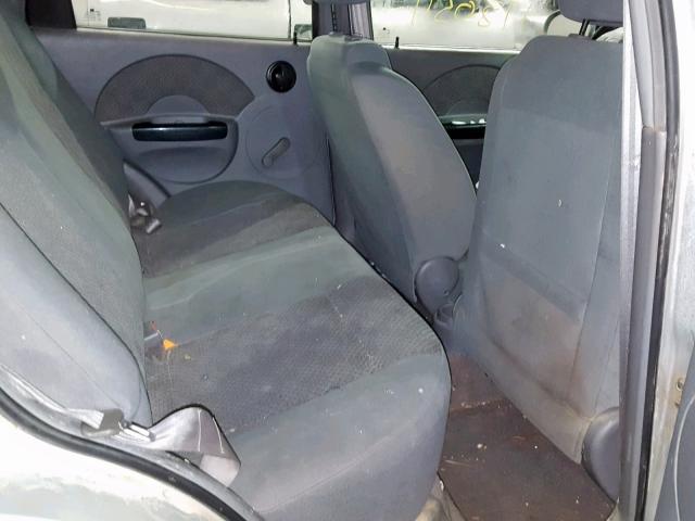 KL1TD52624B271501 - 2004 CHEVROLET AVEO SILVER photo 6