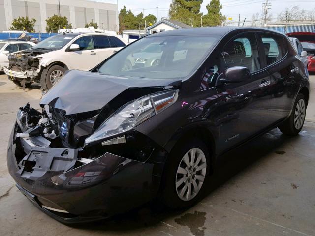 1N4AZ0CP0GC300574 - 2016 NISSAN LEAF S BLACK photo 2