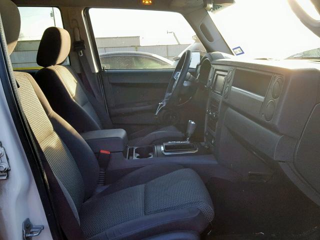 1J8HH48K88C155472 - 2008 JEEP COMMANDER 白色 照片 5