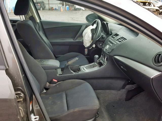 JM1BL1VG1B1380118 - 2011 MAZDA 3 I GRAY photo 5