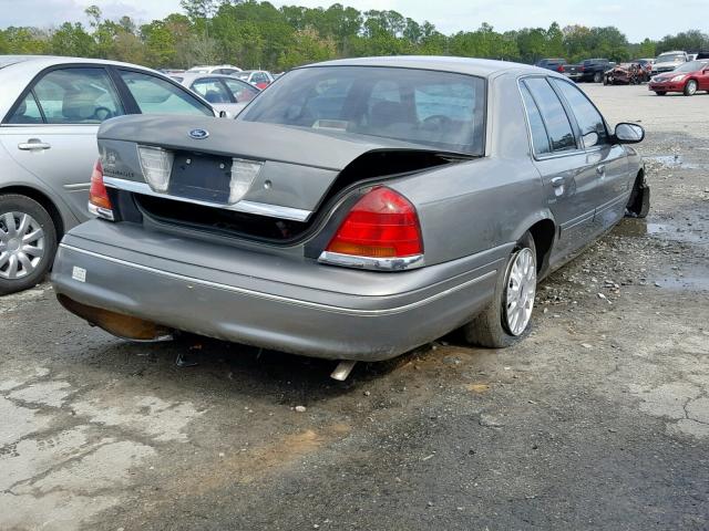 2FAHP74W13X134744 - 2003 FORD CROWN VICT GREEN photo 4