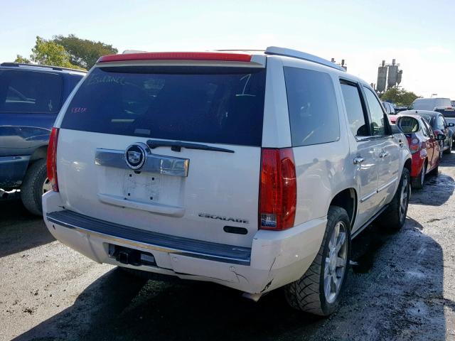 1GYEC63828R187521 - 2008 CADILLAC ESCALADE L BEIGE photo 4