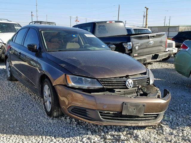 3VW2K7AJ1EM333537 - 2014 VOLKSWAGEN JETTA BASE BROWN photo 1