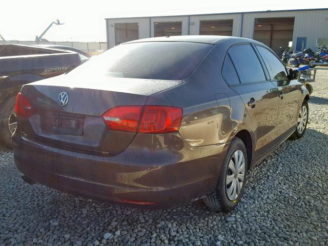 3VW2K7AJ1EM333537 - 2014 VOLKSWAGEN JETTA BASE BROWN photo 4