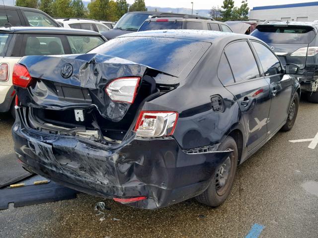 3VW2K7AJ4EM357170 - 2014 VOLKSWAGEN JETTA BASE BLACK photo 4