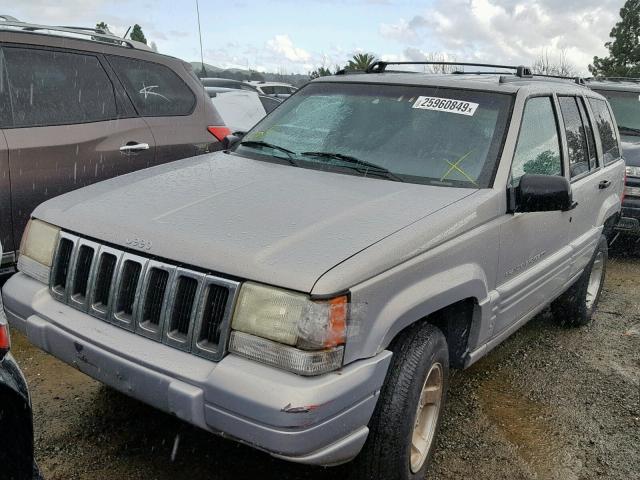 1J4GZ48S1WC350952 - 1998 JEEP GRAND CHER SILVER photo 2