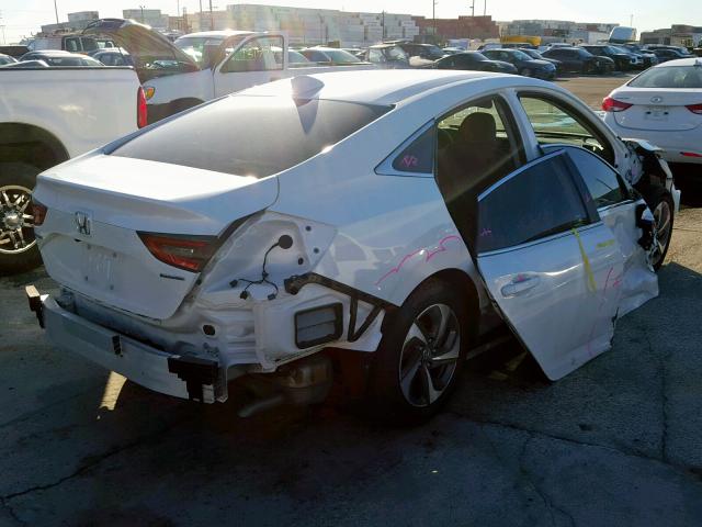 19XZE4F15KE009559 - 2019 HONDA INSIGHT LX WHITE photo 4