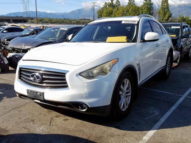 JN8AS1MU7CM121630 - 2012 INFINITI FX35 WHITE photo 2