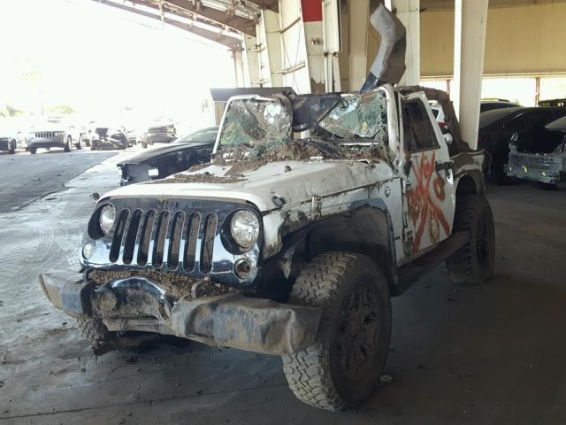 1C4AJWAGXEL304734 - 2014 JEEP WRANGLER S WHITE photo 2