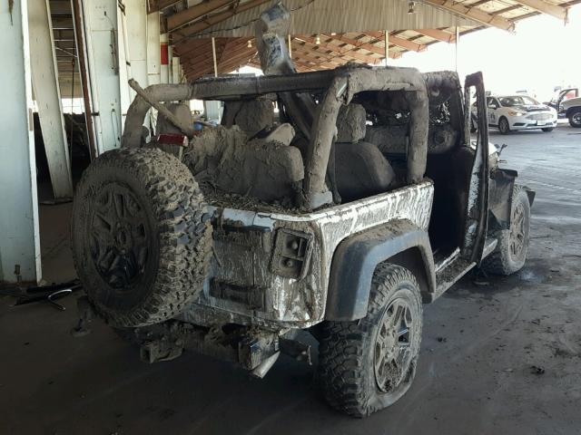 1C4AJWAGXEL304734 - 2014 JEEP WRANGLER S WHITE photo 4