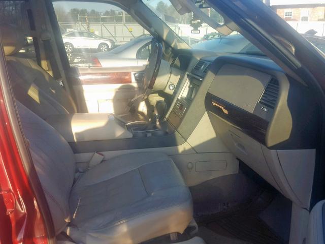 5LMFU28RX4LJ38137 - 2004 LINCOLN NAVIGATOR BURGUNDY photo 5