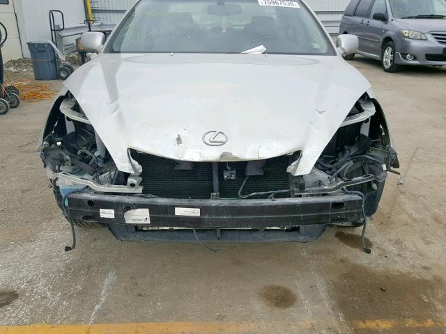 JTHBA30G045054507 - 2004 LEXUS ES 330 SILVER photo 9