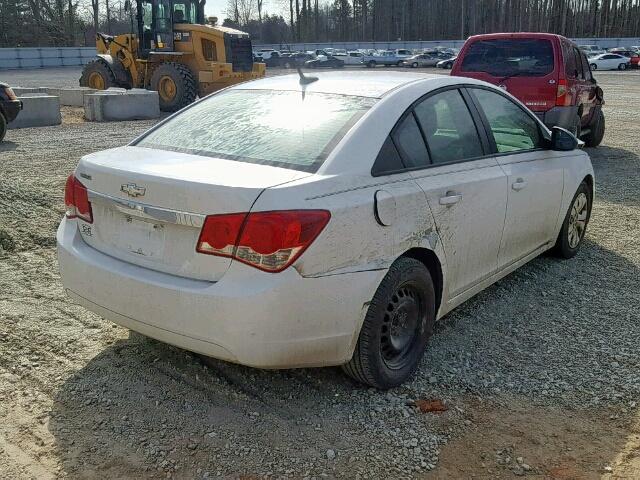 1G1PA5SH1E7182732 - 2014 CHEVROLET CRUZE LS WHITE photo 4