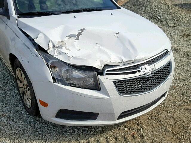 1G1PA5SH1E7182732 - 2014 CHEVROLET CRUZE LS WHITE photo 9