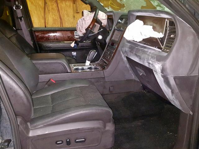 5LMJJ2J51EEL05369 - 2014 LINCOLN NAVIGATOR 黑色 照片 5