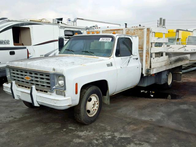 CCY335Z131425 - 1975 CHEVROLET C-30 WHITE photo 2