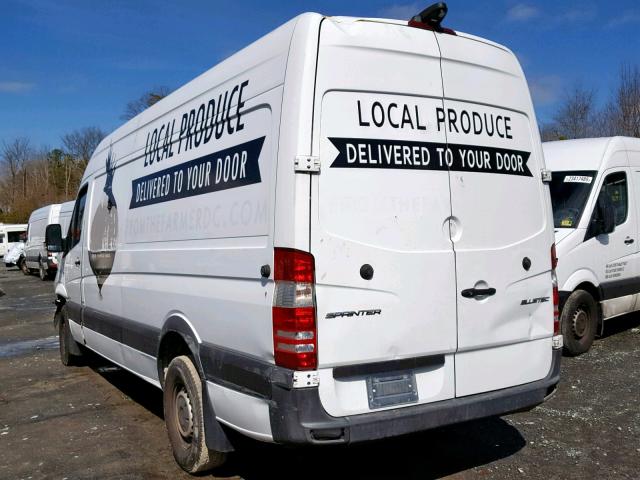 WD3PE8CC9E5910545 - 2014 MERCEDES-BENZ SPRINTER 2 WHITE photo 3