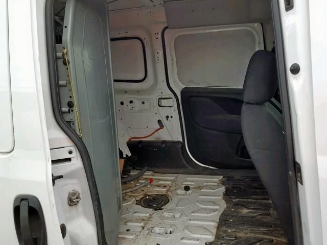 ZFBERFAT0G6B71352 - 2016 RAM PROMASTER 白色 照片 6