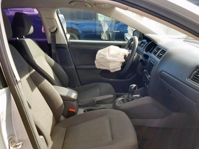 3VW2K7AJ1FM217952 - 2015 VOLKSWAGEN JETTA BASE 银色 照片 5