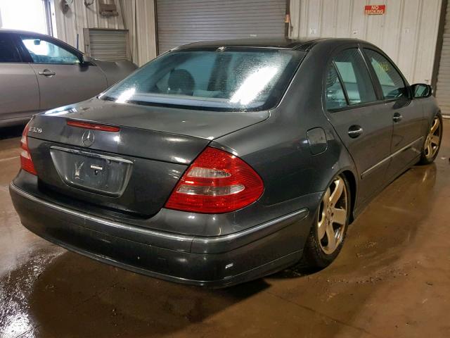 WDBUF65J13A293506 - 2003 MERCEDES-BENZ E 320 BLACK photo 4