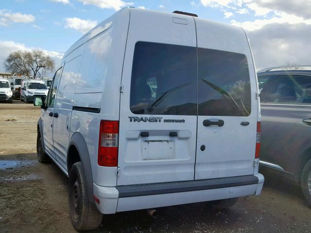 NM0LS7DN3AT021606 - 2010 FORD TRANSIT CO WHITE photo 3